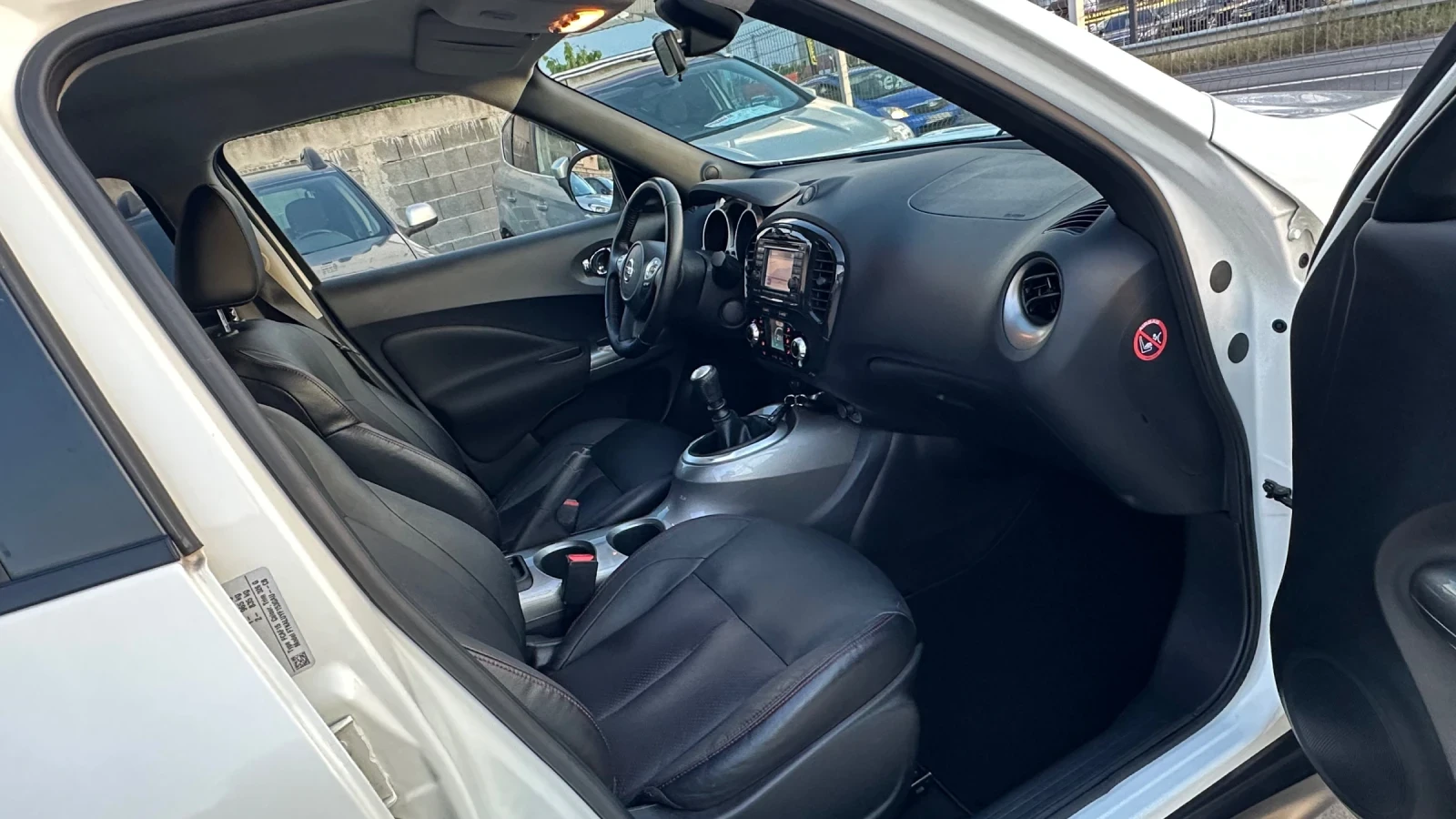 Nissan Juke 1.5dci TEKNA! Нави! Кожа! Камера! Подгрев! , снимка 11 - Автомобили и джипове - 54768982