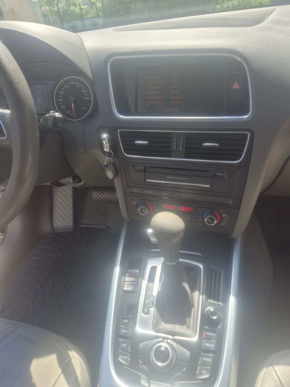 Audi Q5 8R 3.0D, снимка 10 - Автомобили и джипове - 54902754