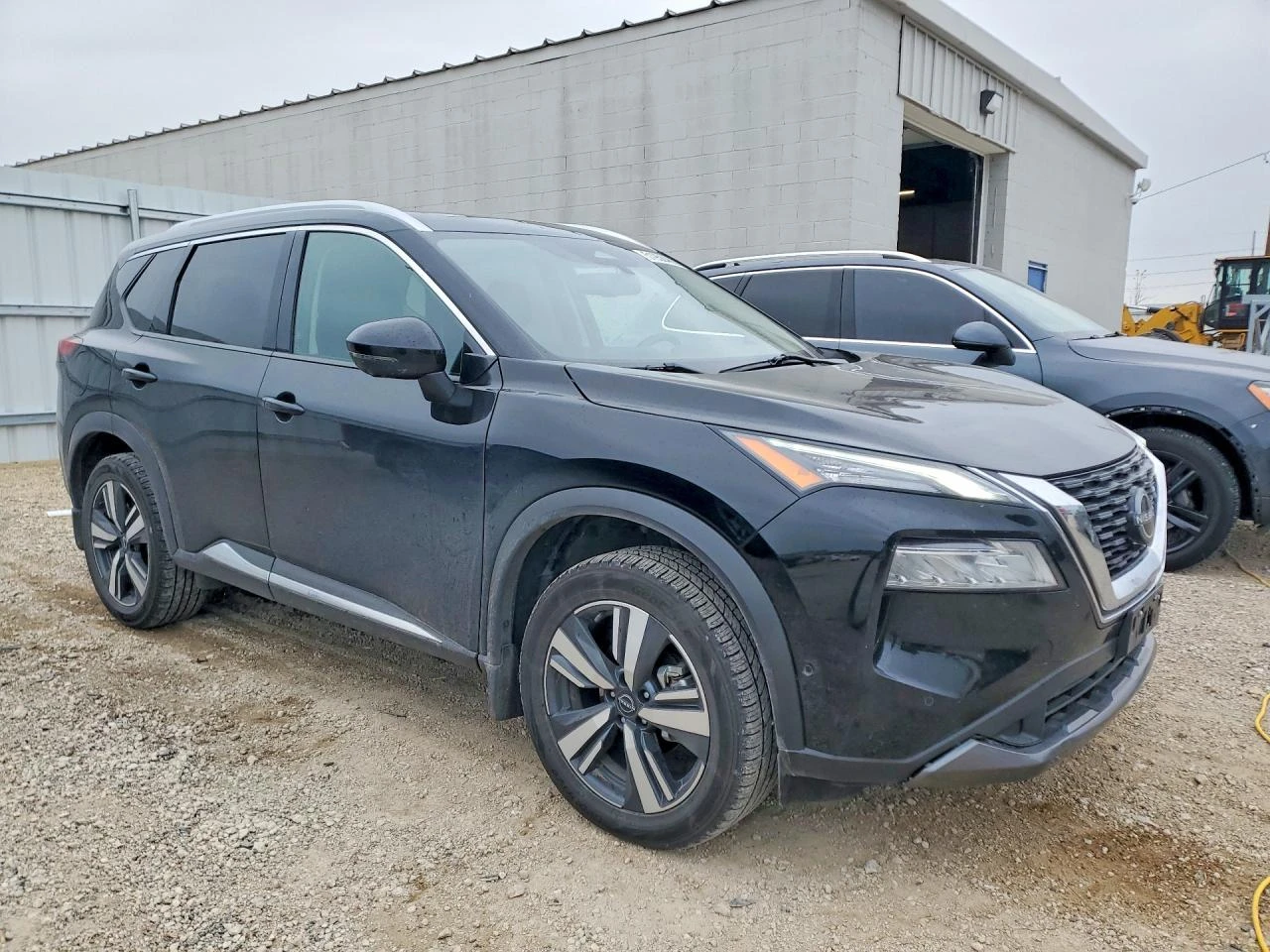 Nissan Rogue 1.5l Sl, снимка 4 - Автомобили и джипове - 54920319