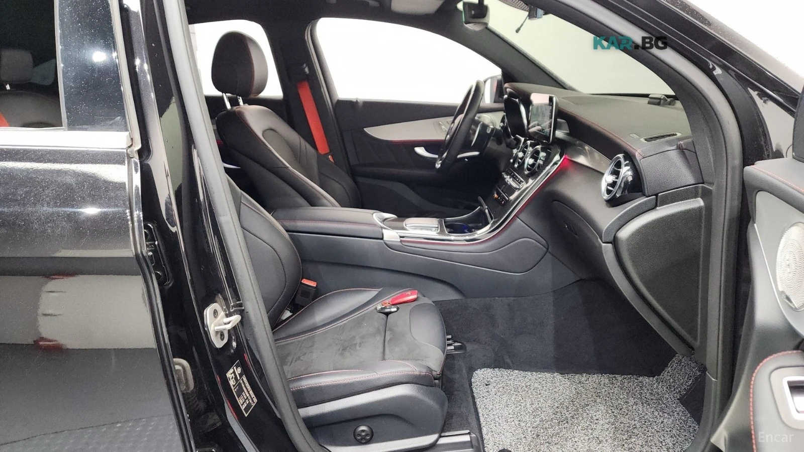 Mercedes-Benz GLC 43 AMG 4MATIC/COUPE/AMG-LINE/DRIVE-ASSISTS, снимка 14 - Автомобили и джипове - 55720332