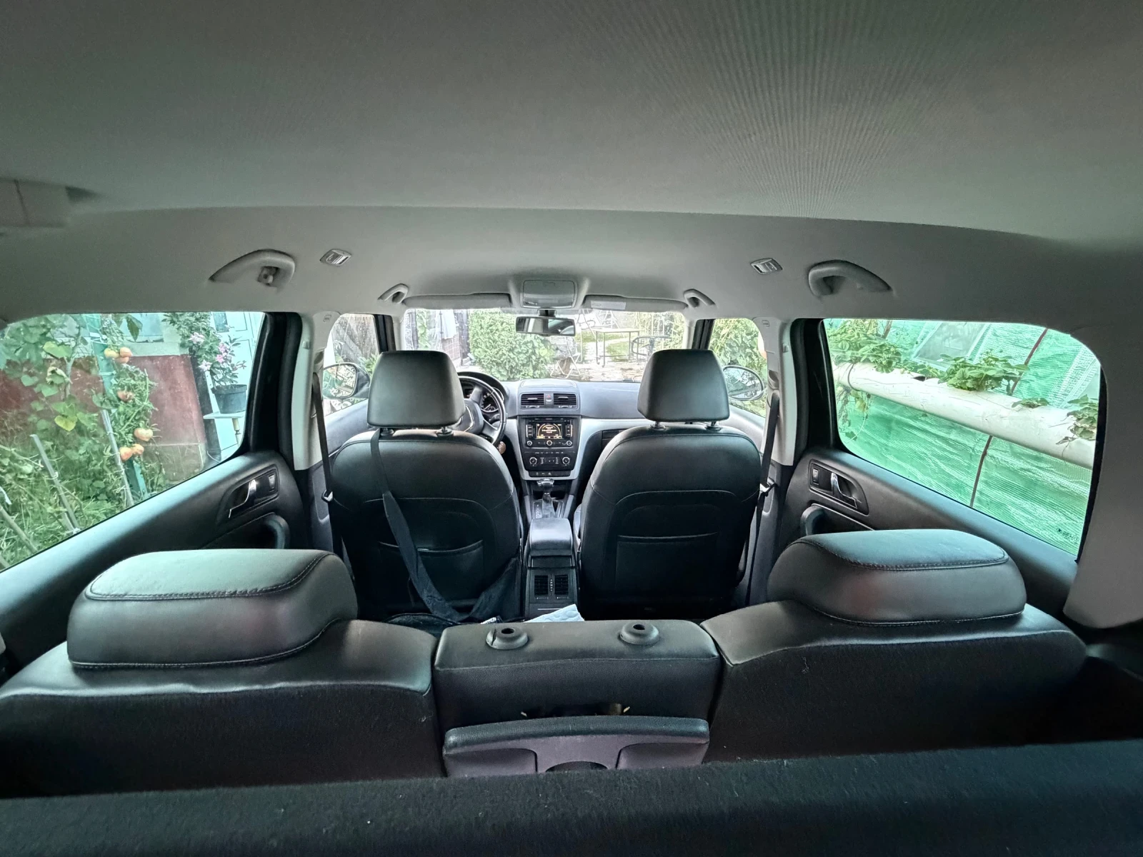 Skoda Yeti 2TDI 4x4, снимка 4 - Автомобили и джипове - 56057705