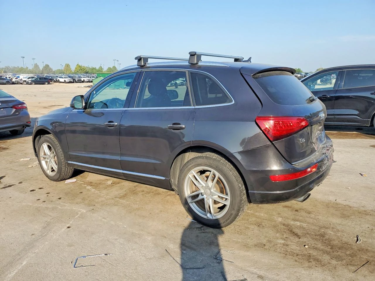 Audi Q5 2.0l Premium Plus, снимка 2 - Автомобили и джипове - 56444550