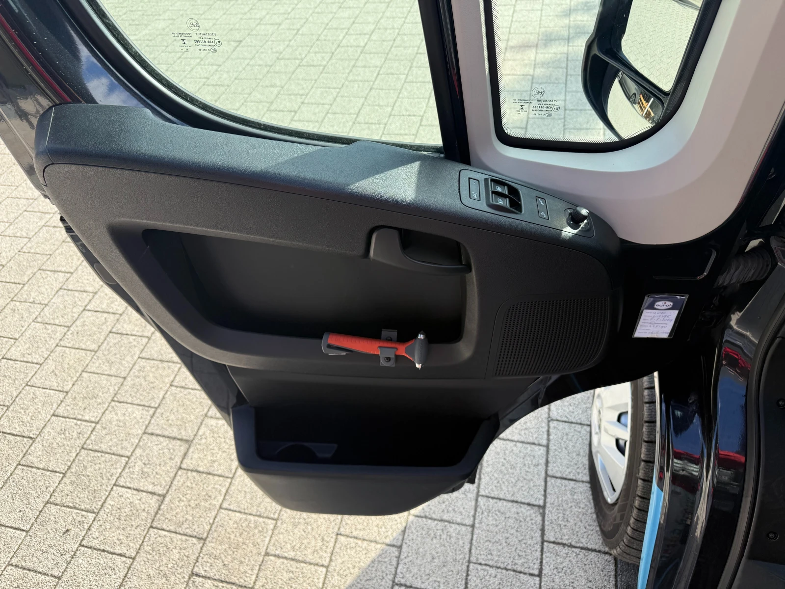 Peugeot Boxer Климатик L2H2 Euro 6, снимка 14 - Бусове и автобуси - 55660671