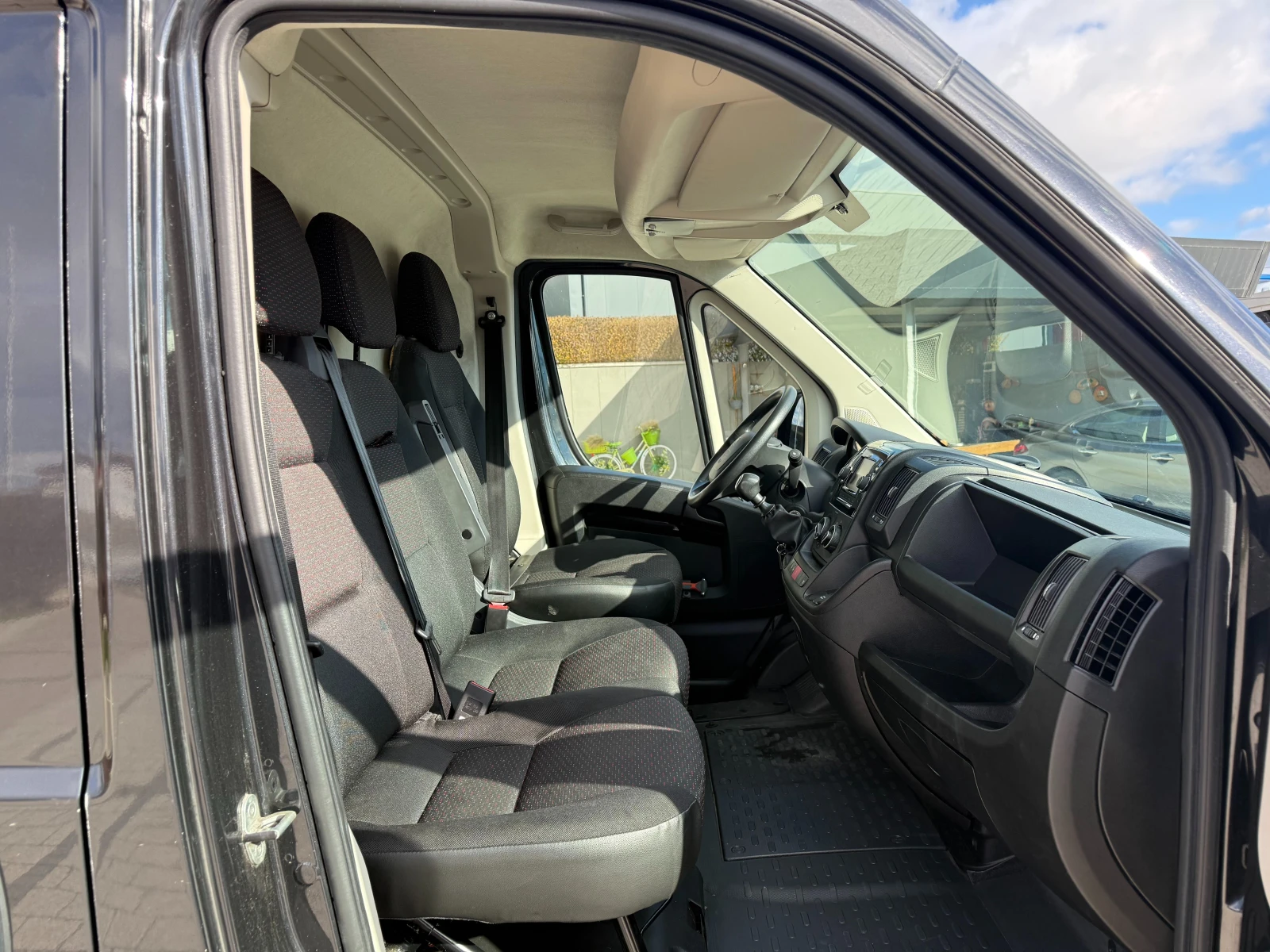 Peugeot Boxer Климатик L2H2 Euro 6, снимка 8 - Бусове и автобуси - 55660671