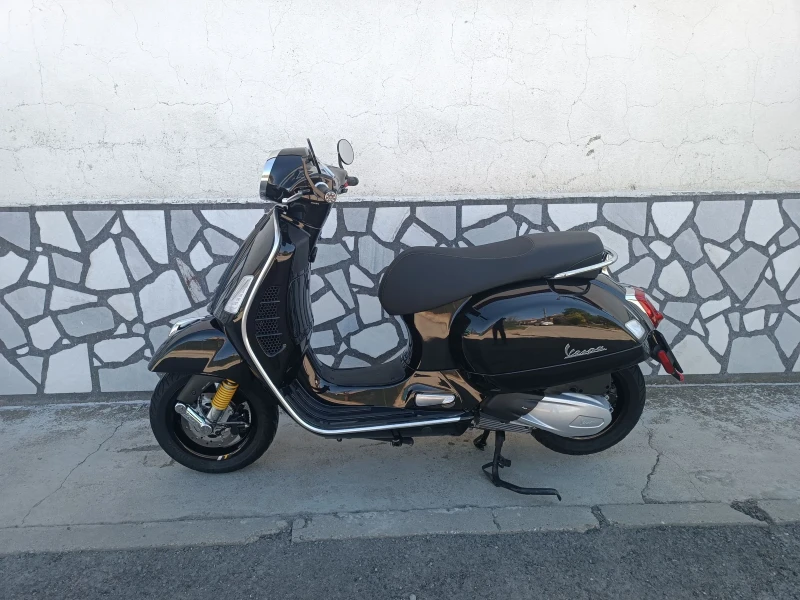 Vespa GTS SUPER TECH 300