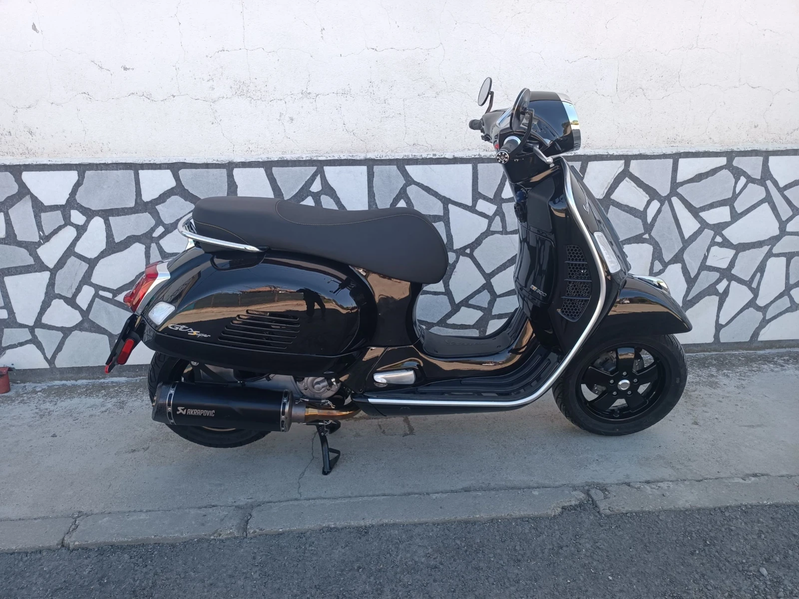 Vespa GTS SUPER TECH 300 - изображение 5