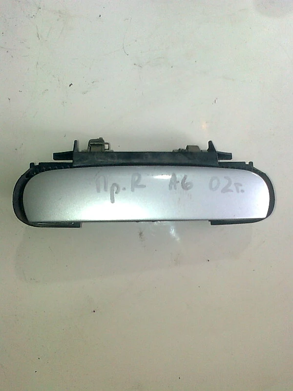 дръжка врата предна дясна външна за Ауди А6 (1)