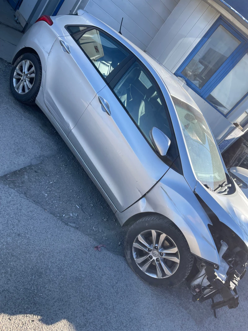 Hyundai I30 1.4, снимка 2 - Автомобили и джипове - 45207641