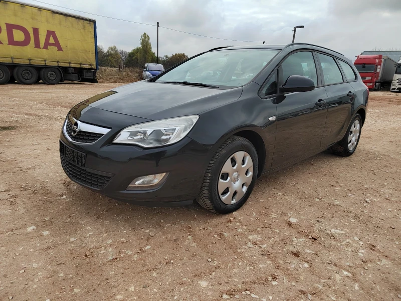 Opel Astra 1.4 i, снимка 17 - Автомобили и джипове - 47994595