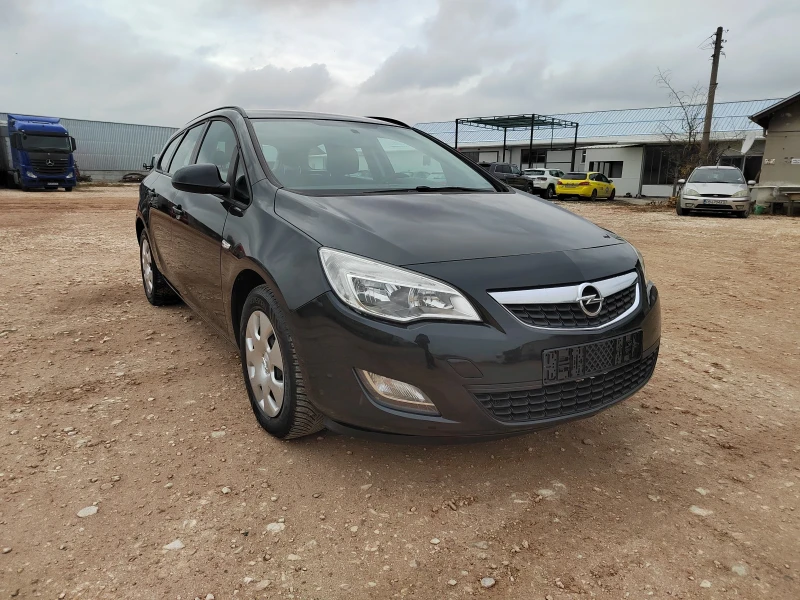 Opel Astra 1.4 i, снимка 15 - Автомобили и джипове - 47994595