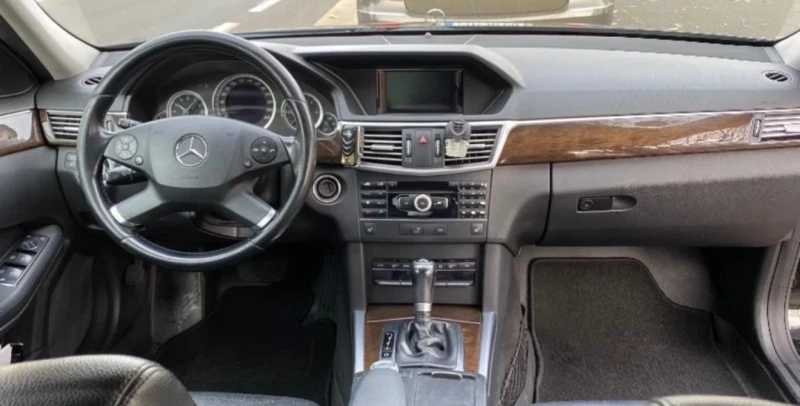 Mercedes-Benz E 200 CDI, снимка 6 - Автомобили и джипове - 48836207