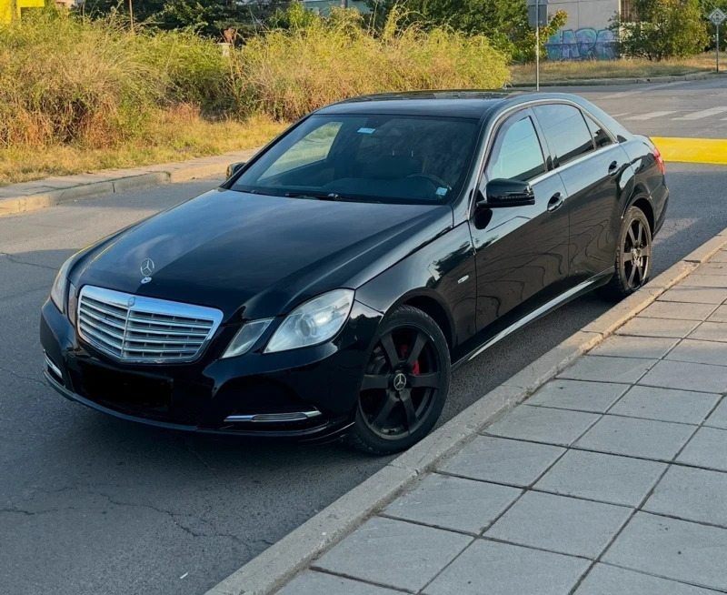 Mercedes-Benz E 200 CDI, снимка 1 - Автомобили и джипове - 48836207