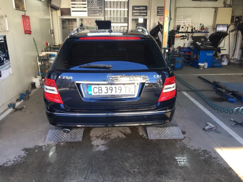 Mercedes-Benz C 250, снимка 6 - Автомобили и джипове - 49039804