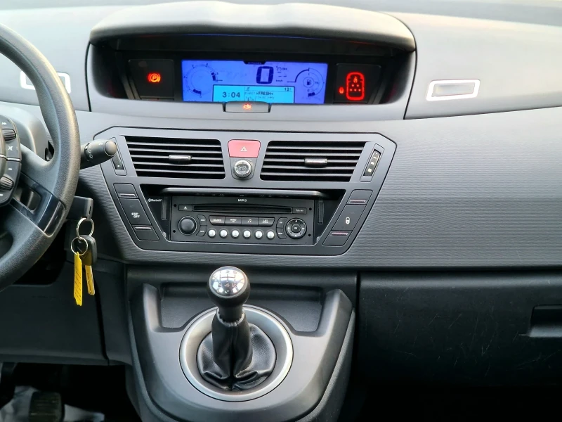 Citroen C4 Picasso 1.6HDI* TOP, снимка 11 - Автомобили и джипове - 49833329