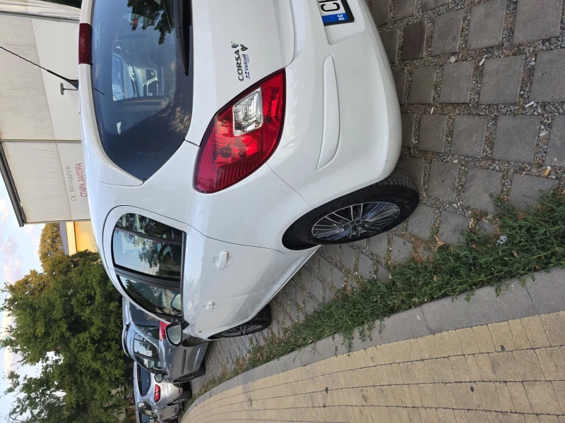 Opel Corsa 2012г LPG, снимка 6 - Автомобили и джипове - 52741161