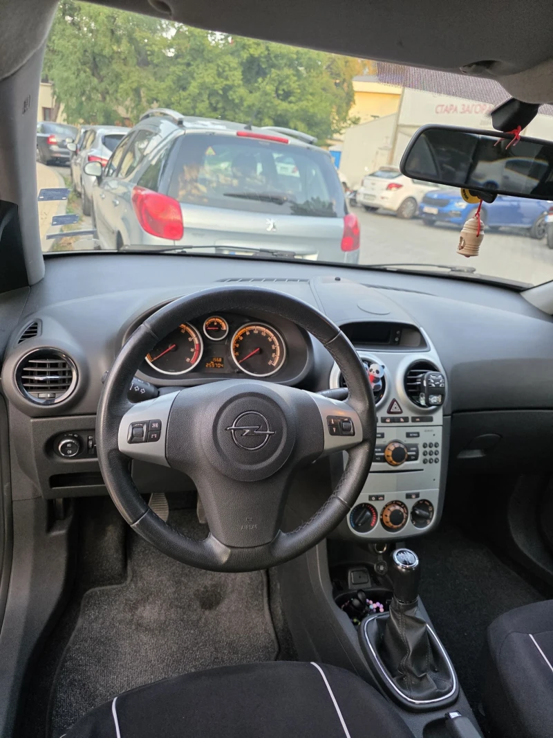 Opel Corsa 2012г LPG, снимка 7 - Автомобили и джипове - 52741161