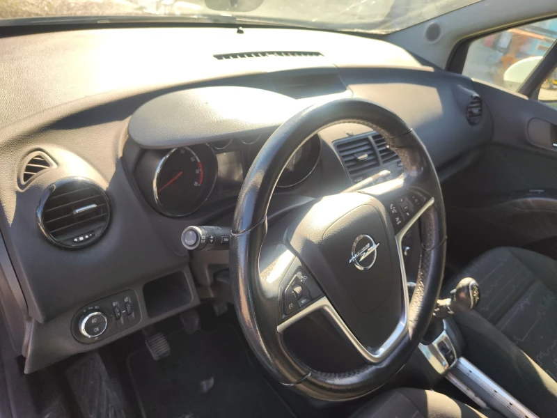 Opel Meriva 1.4 I  KLIMA, снимка 11 - Автомобили и джипове - 52398043