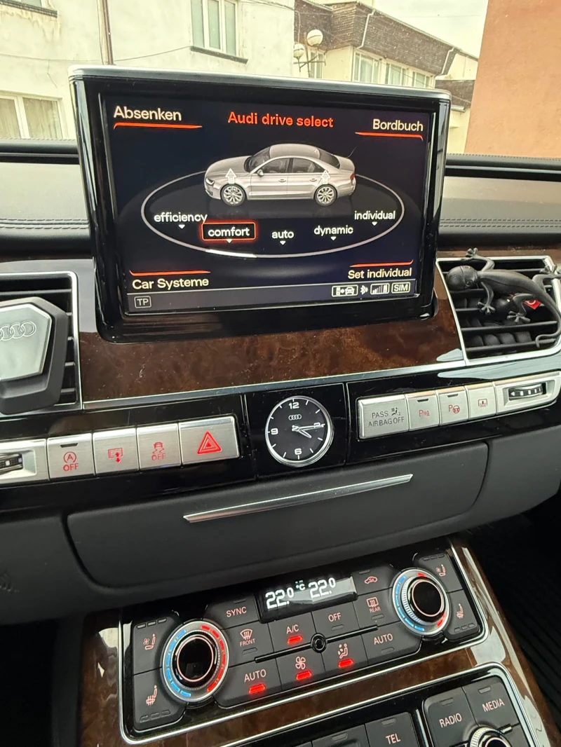 Audi A8 4.0 TFSI Matrix, снимка 8 - Автомобили и джипове - 52448594