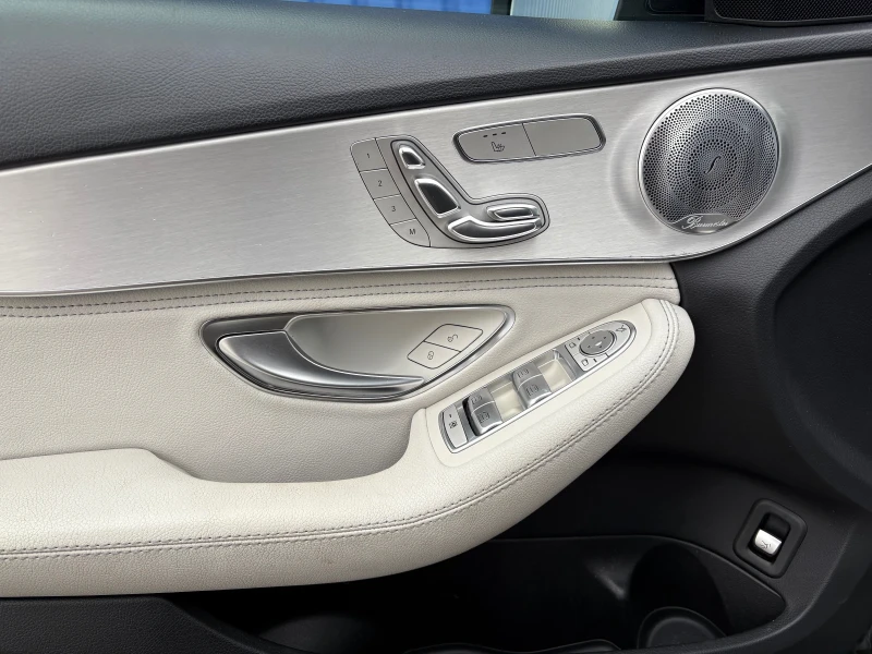 Mercedes-Benz C 400 C400 AMG Pack, снимка 10 - Автомобили и джипове - 52588462