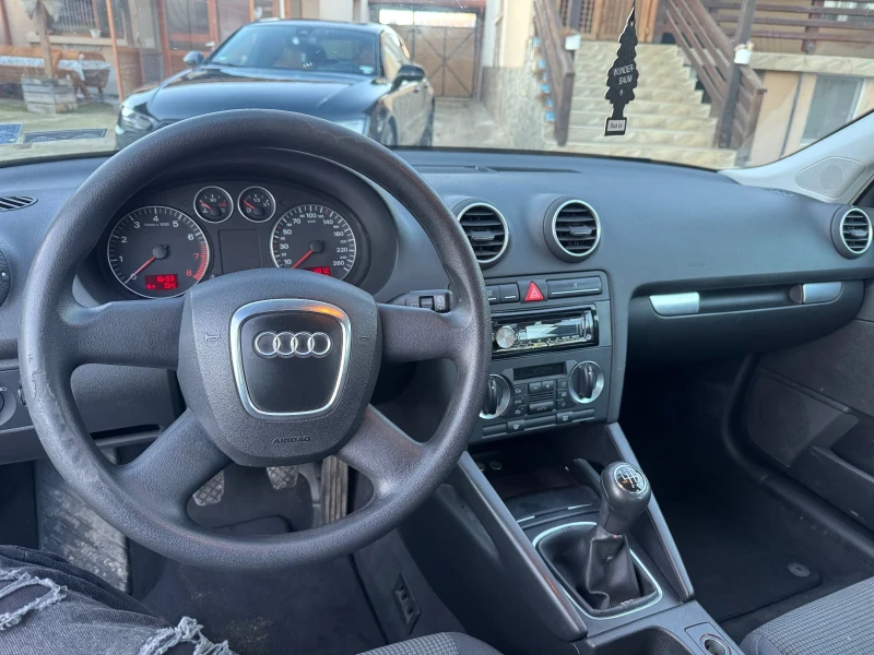 Audi A3 1.6, снимка 10 - Автомобили и джипове - 52929334