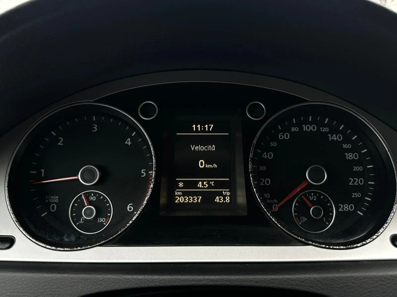 VW CC / 2.0 TDI / TOП СЪСТОЯНИЕ /, снимка 15 - Автомобили и джипове - 53262078