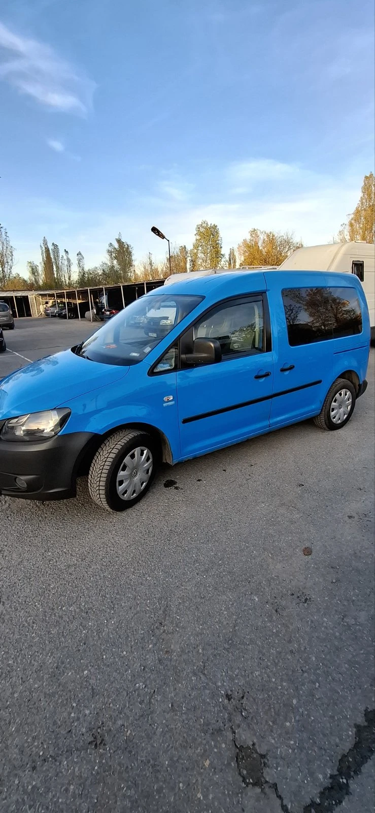 VW Caddy 1, 6TDI 4+ 1 - изображение 8