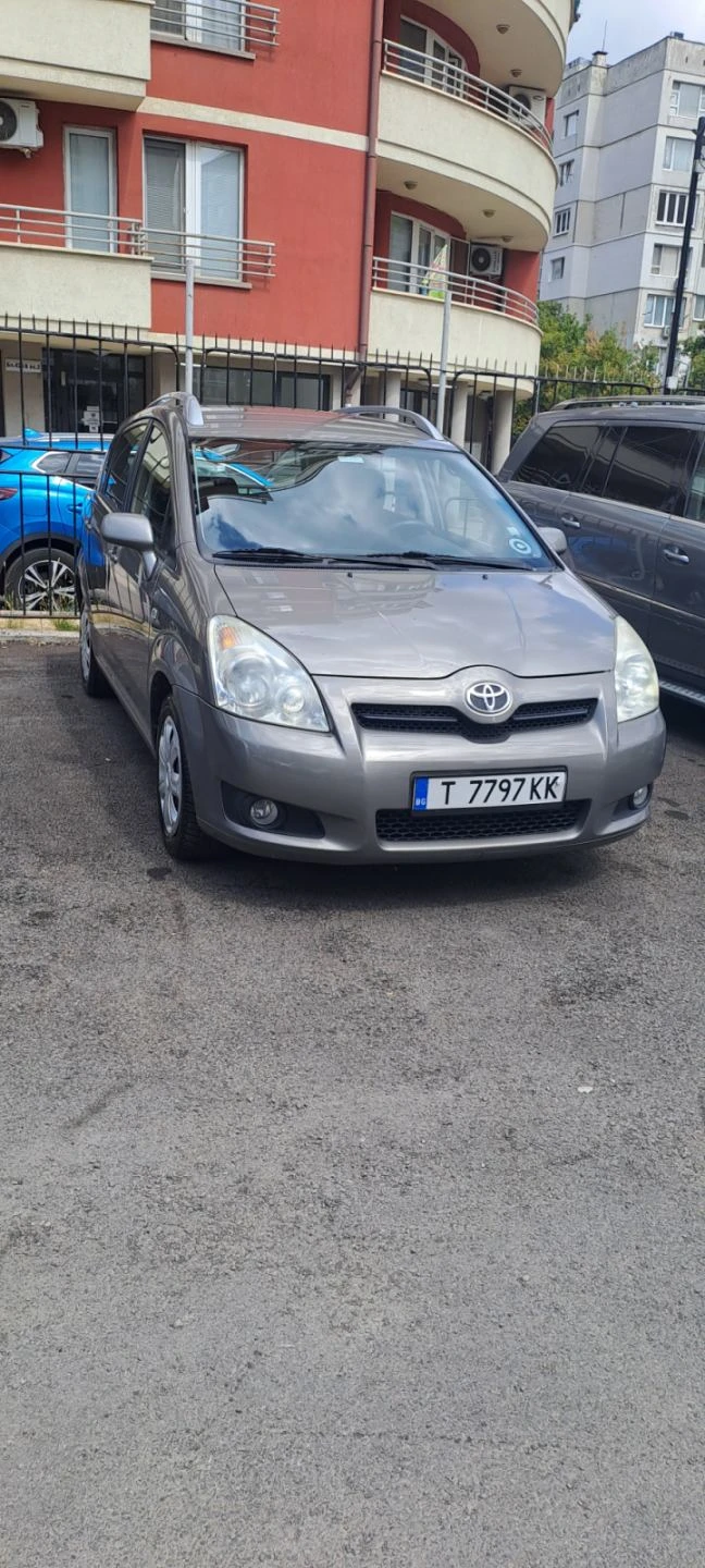 Toyota Corolla verso 1.6 I, бензин