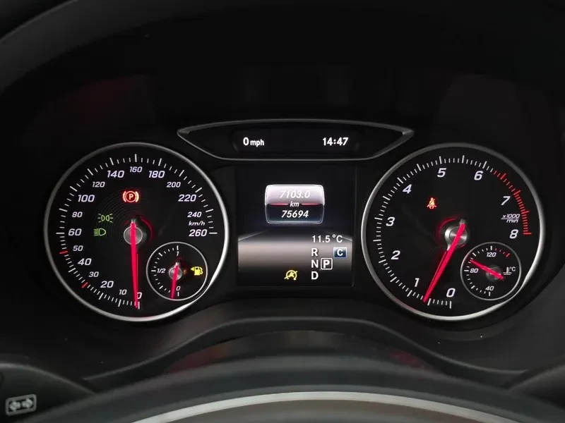 Mercedes-Benz A 200 W176, снимка 8 - Автомобили и джипове - 55935864