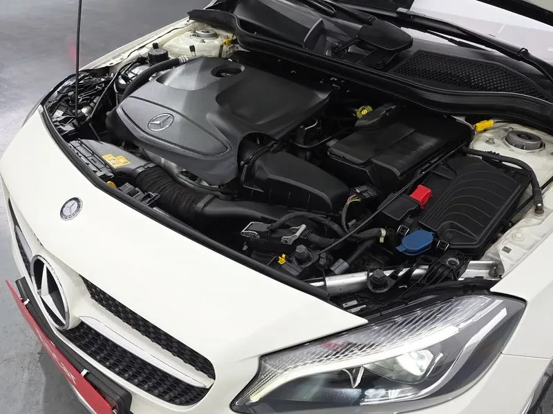 Mercedes-Benz A 200 W176, снимка 6 - Автомобили и джипове - 55935864