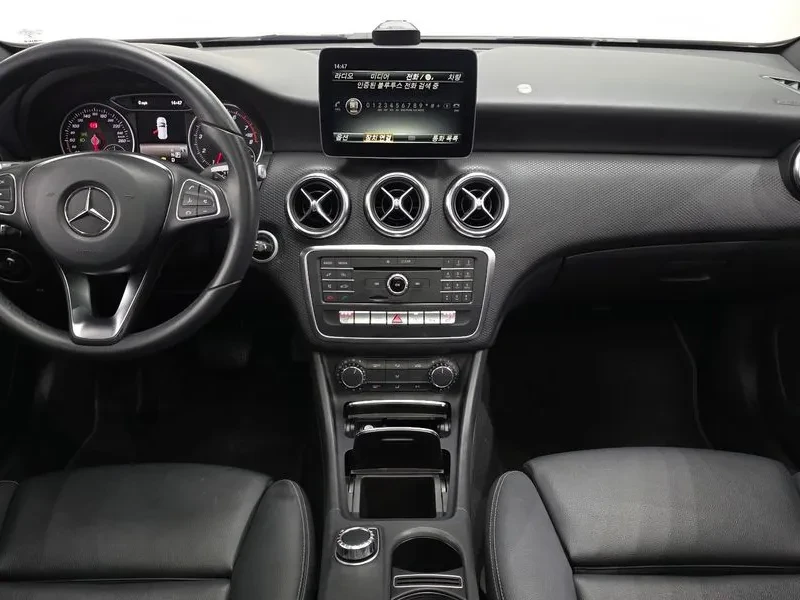 Mercedes-Benz A 200 W176, снимка 7 - Автомобили и джипове - 55935864