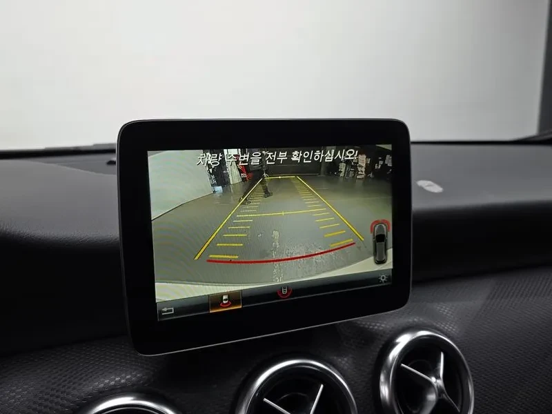 Mercedes-Benz A 200 W176, снимка 16 - Автомобили и джипове - 55935864