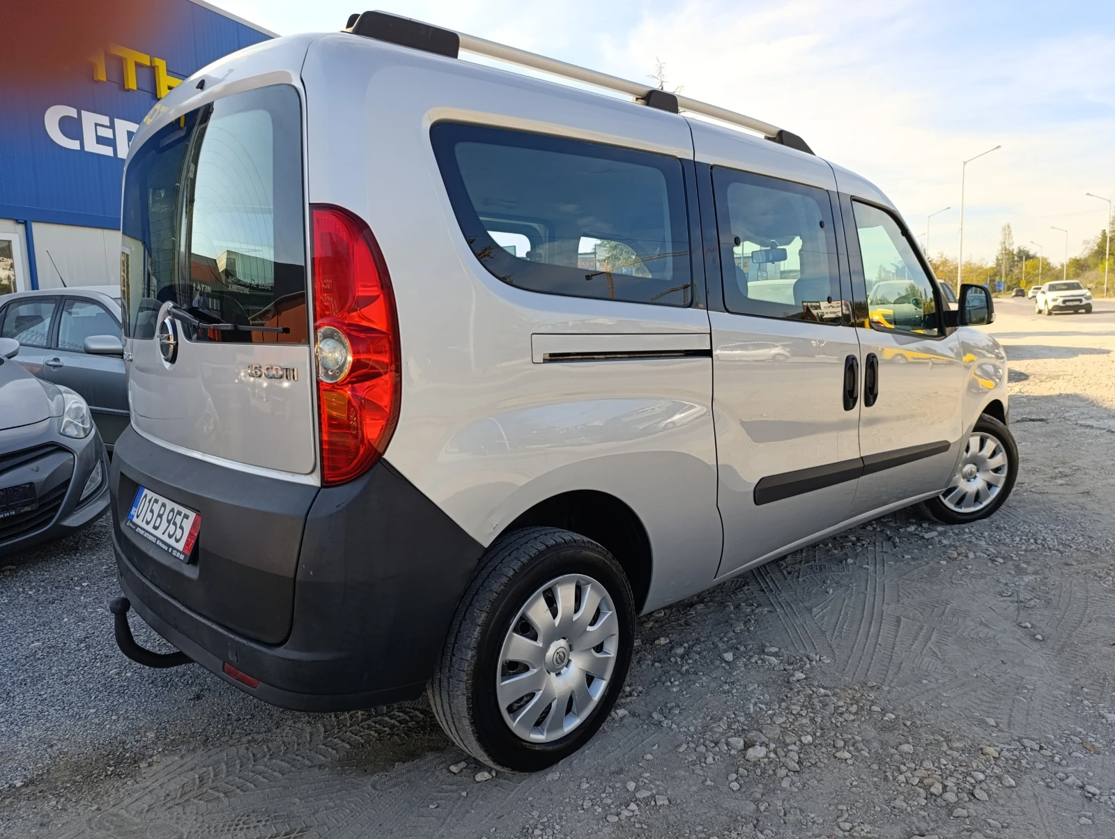 Opel Combo 1.6 CDTi 105k.c. - изображение 5