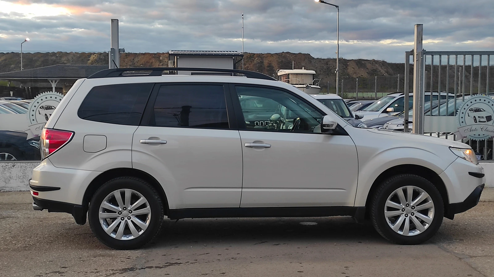 Subaru Forester БЯЛА ПЕРЛА: ГАЗ-БЕНЗИН: ЕВРО 5В: ТОП!!! - изображение 4