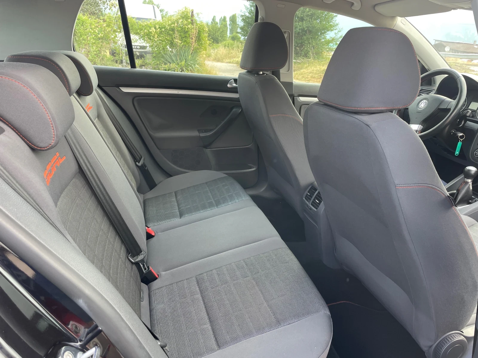 VW Golf 1.6i-102-GOAL-ITALIA - изображение 7