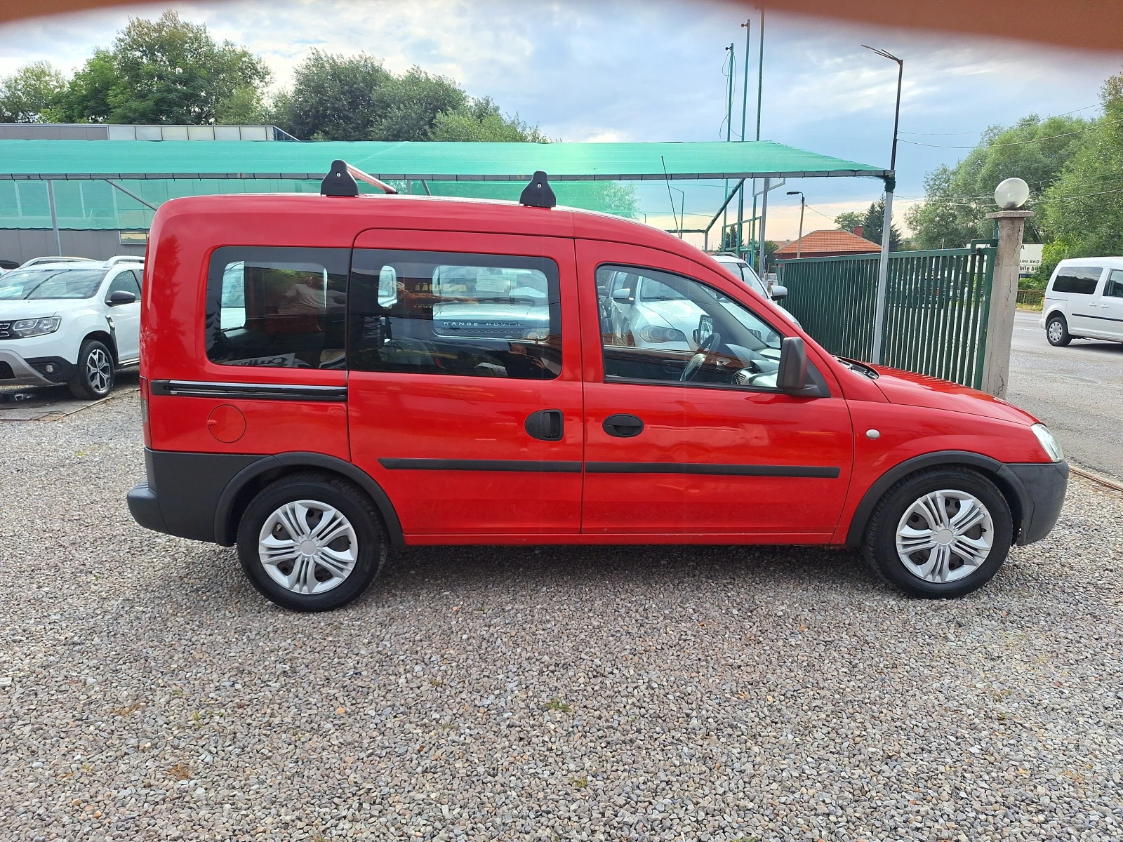 Opel Combo 1.7CDTI 101ks 5 Mesta Klima Italia! - изображение 2