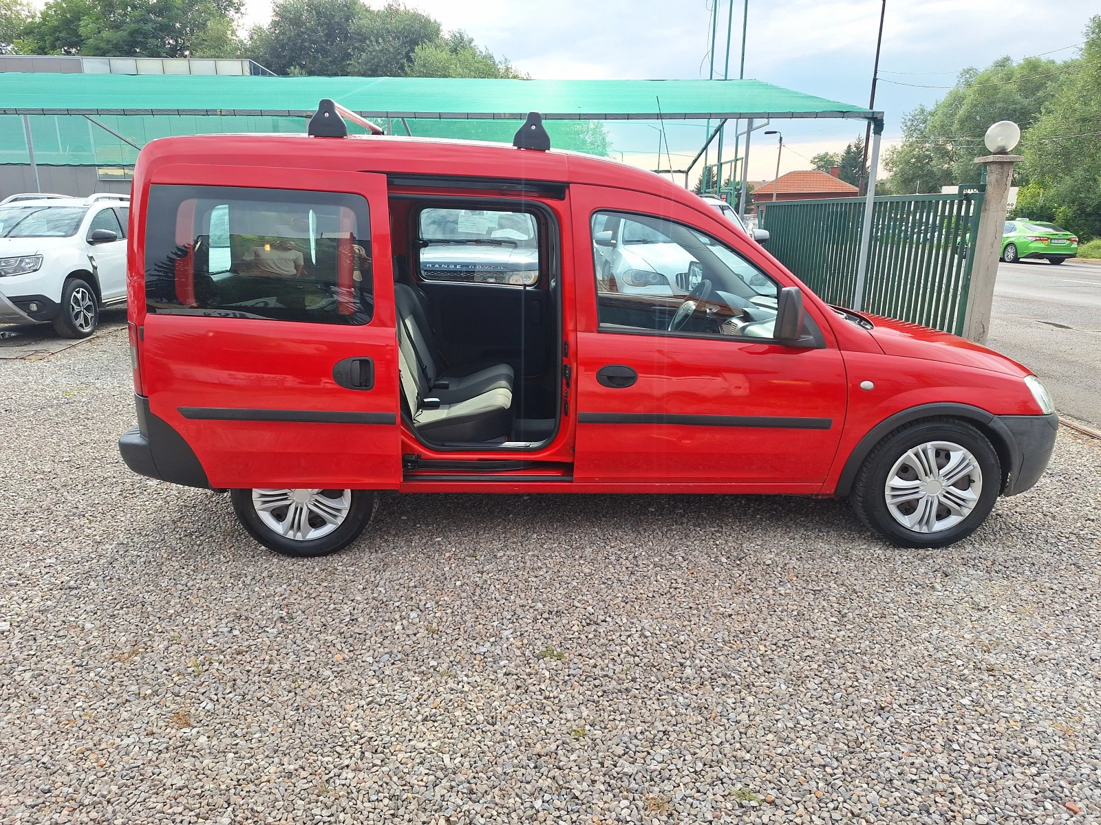 Opel Combo 1.7CDTI 101ks 5 Mesta Klima Italia! - изображение 3