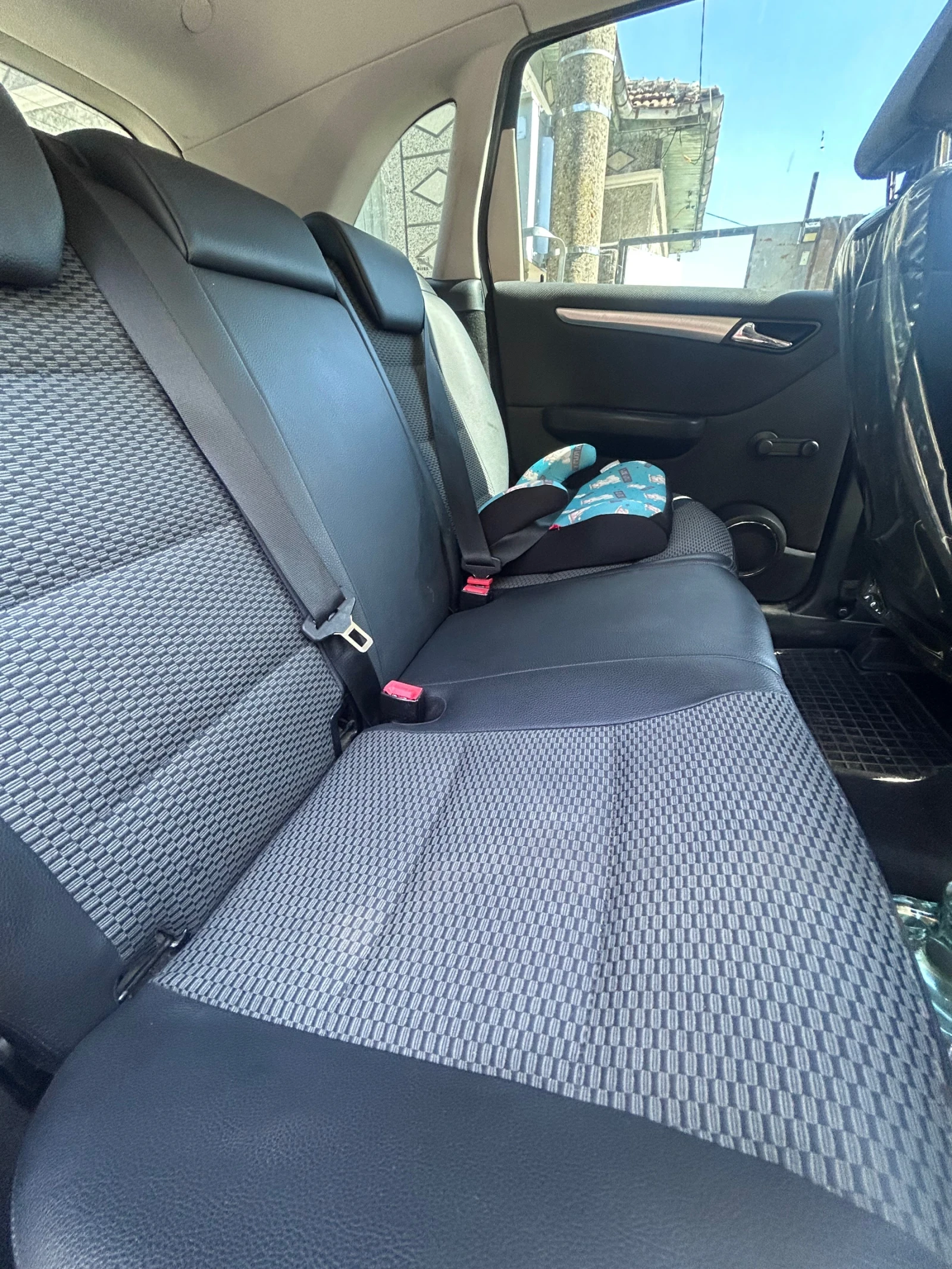 Mercedes-Benz B 180 | Mobile.bg — изображение 12