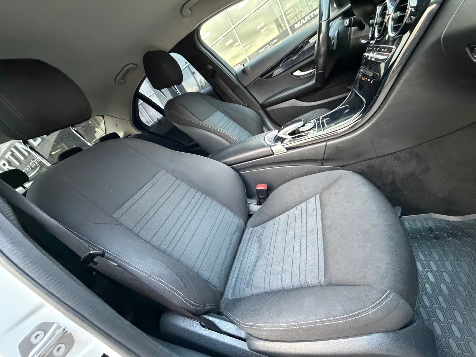 Mercedes-Benz C 200 7G* LED* AMG* NAVI - изображение 7