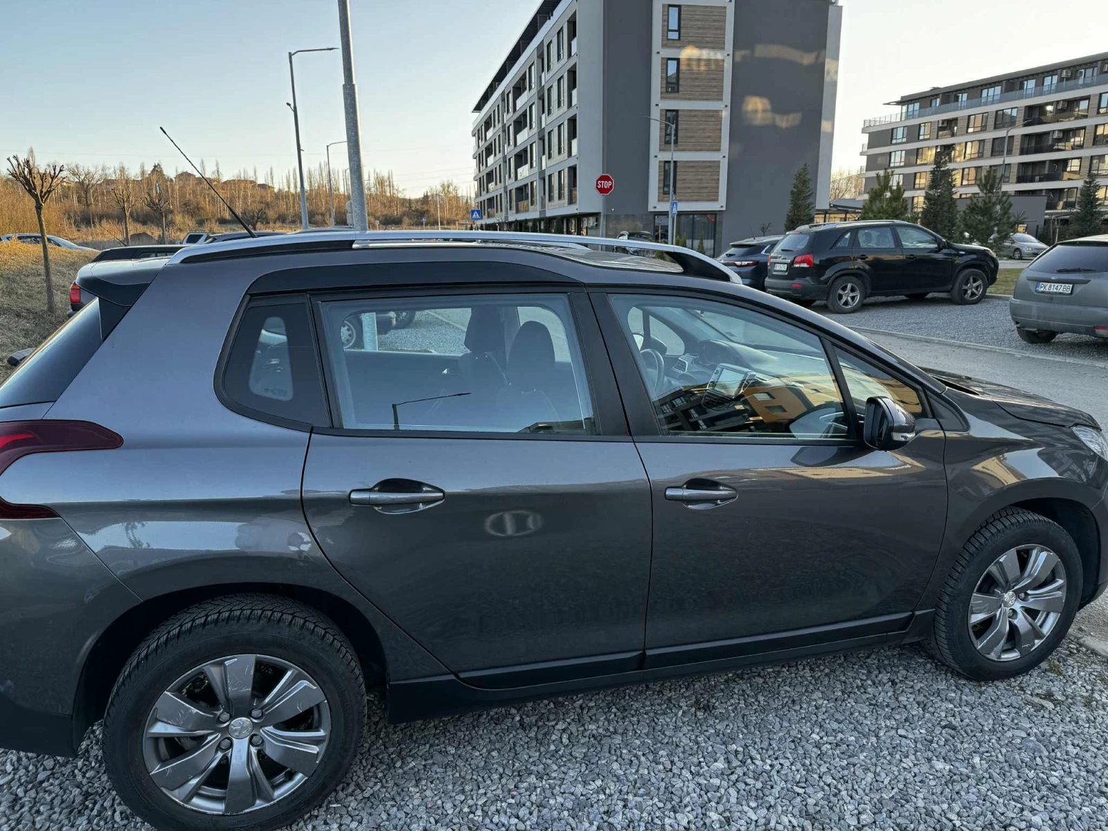 Peugeot 2008 1.2 PureTech | Mobile.bg   10