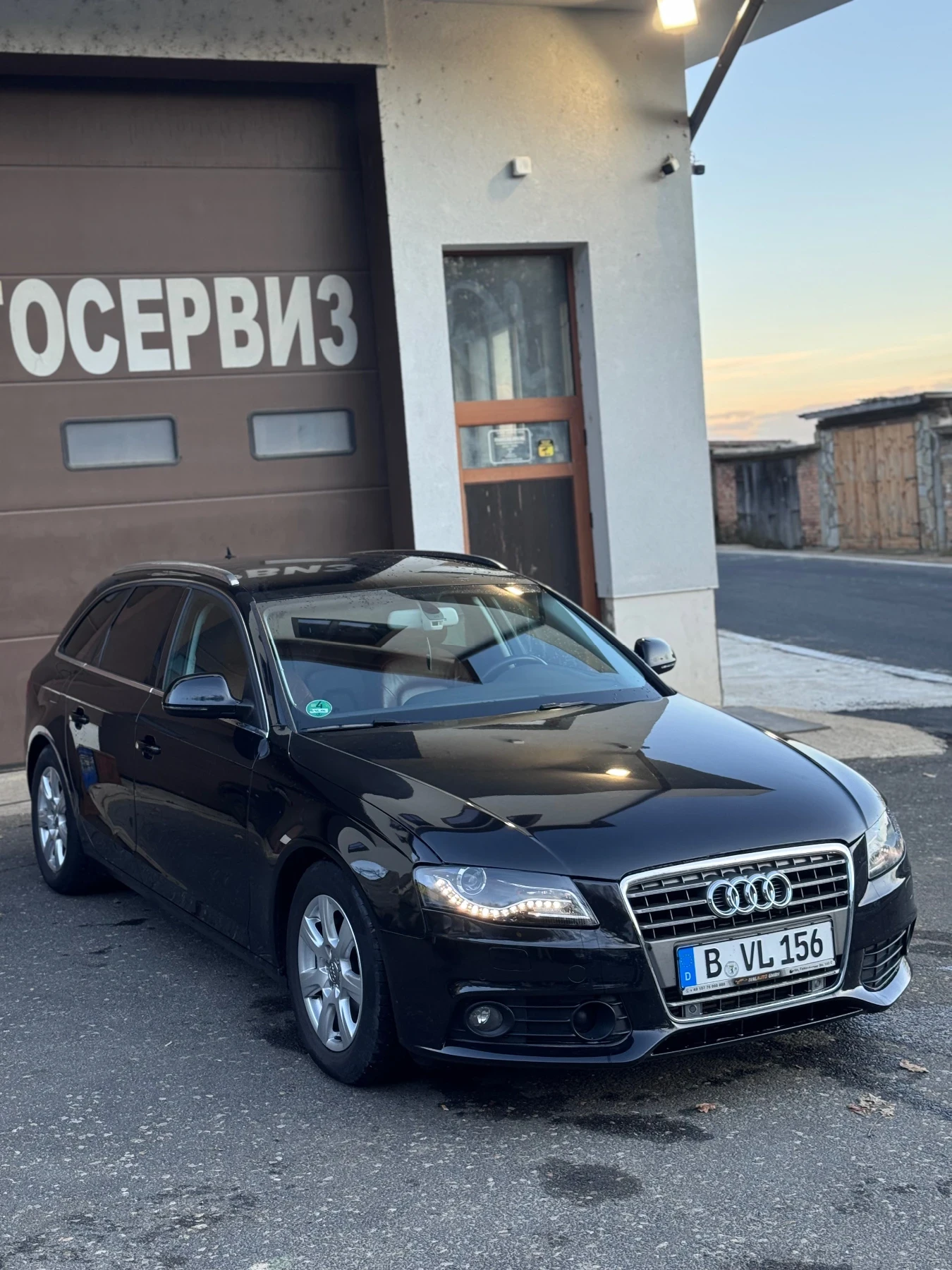 Audi A4 B8 2.0 TFSI - изображение 2