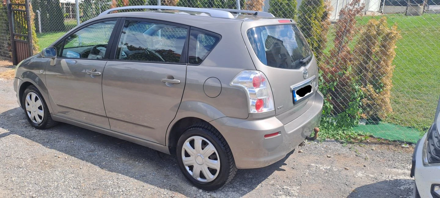 Toyota Corolla verso 1.6 I, бензин - изображение 8