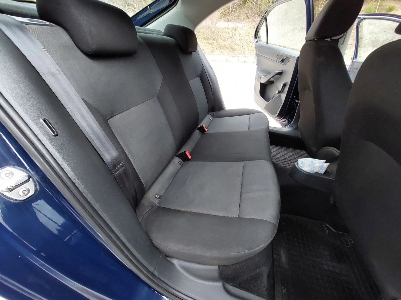 Skoda Rapid, снимка 8 - Автомобили и джипове - 53710168