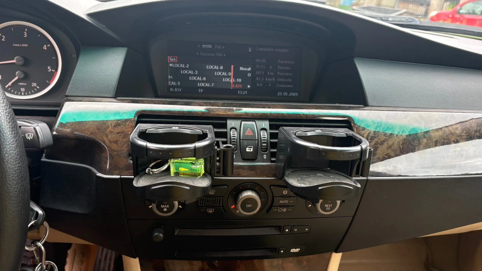 BMW 530, снимка 8 - Автомобили и джипове - 54659731