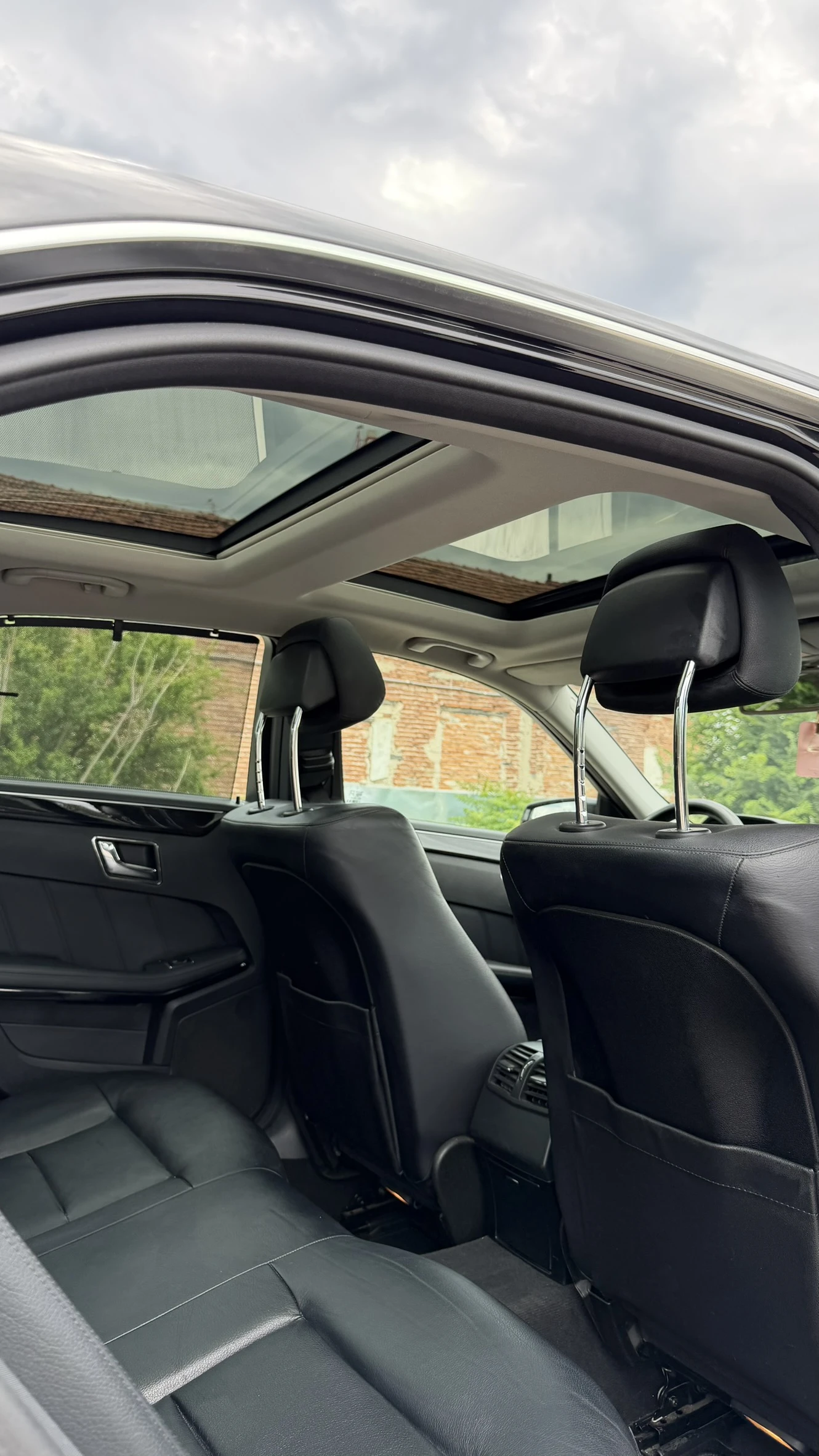 Mercedes-Benz E 300 KEYLESS GO PANORAMA ПАМЕТ НАВИ, снимка 17 - Автомобили и джипове - 54734772