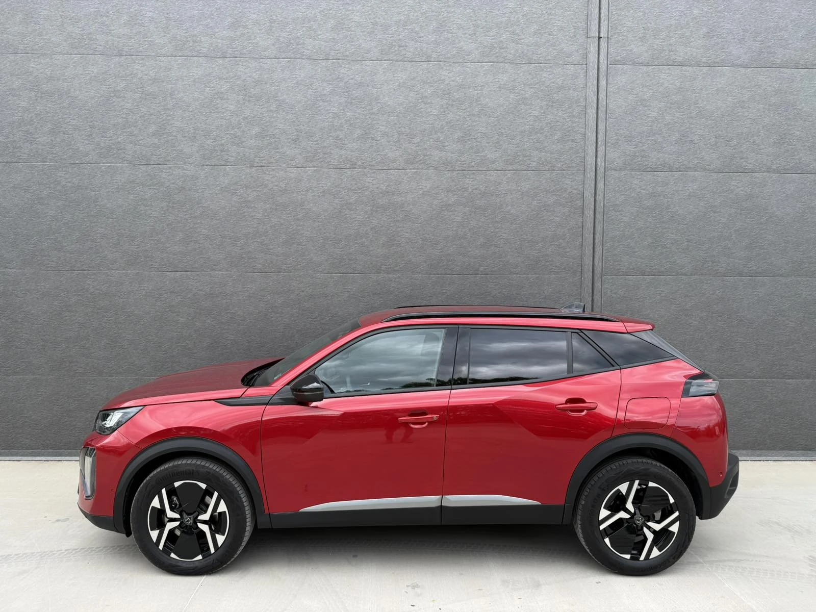 Peugeot 2008 HYBRIT 1.2, снимка 6 - Автомобили и джипове - 54956784