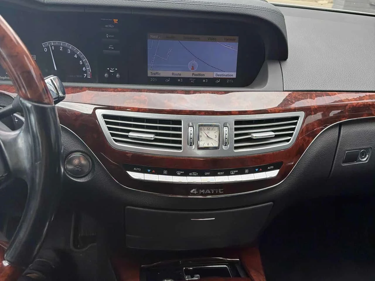 Mercedes-Benz S 550 * АВТОКРЕДИТ БЕЗ ПЪРВОНАЧАЛНА ВНОСКА* , снимка 9 - Автомобили и джипове - 55205907