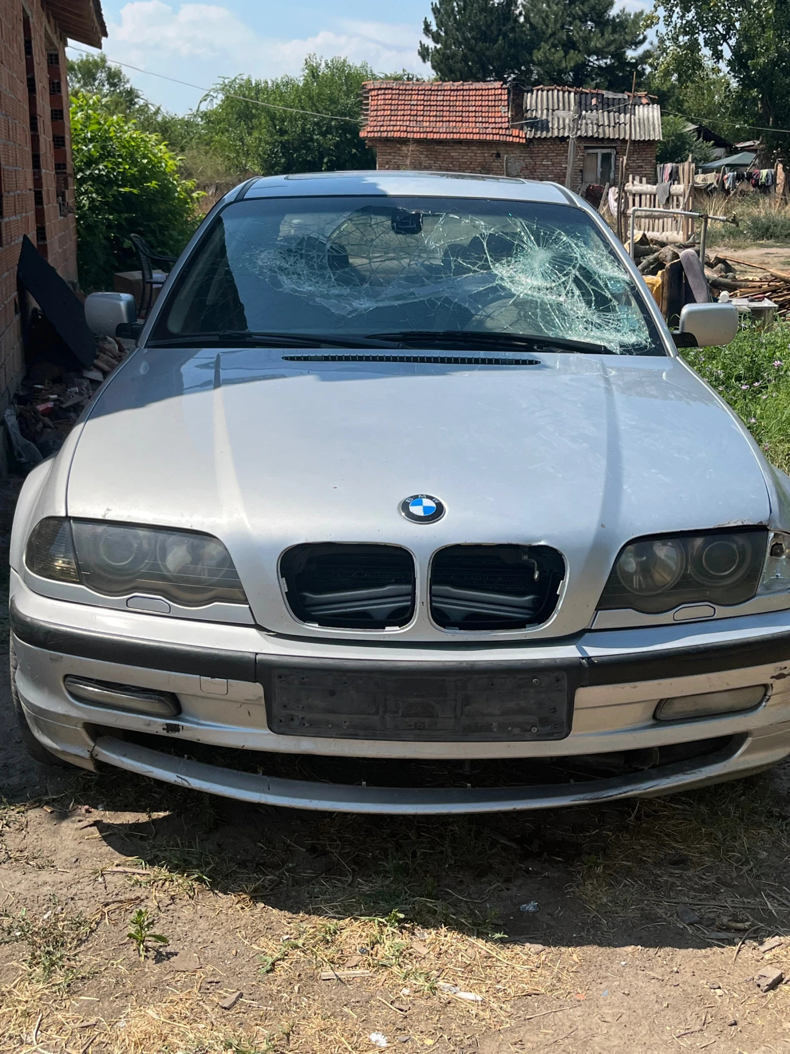 BMW 320, снимка 2 - Автомобили и джипове - 55587624
