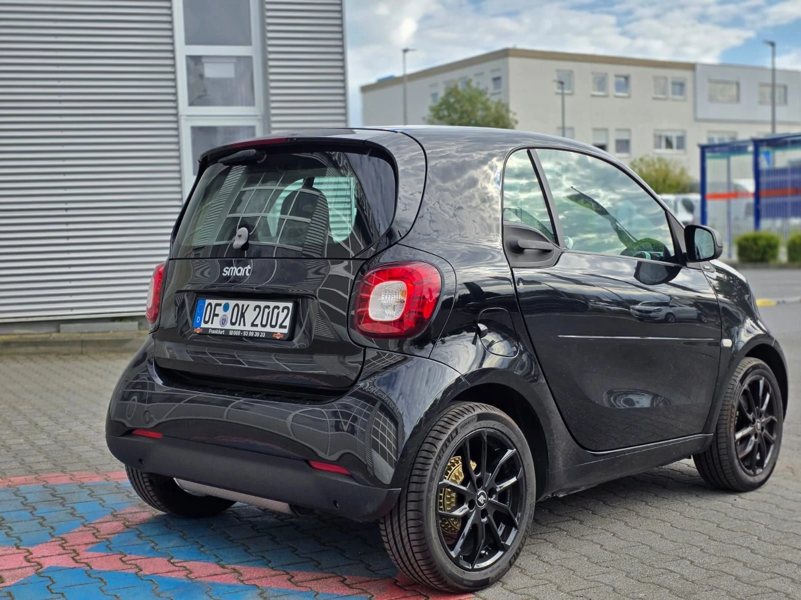 Smart Fortwo, снимка 16 - Автомобили и джипове - 55727753