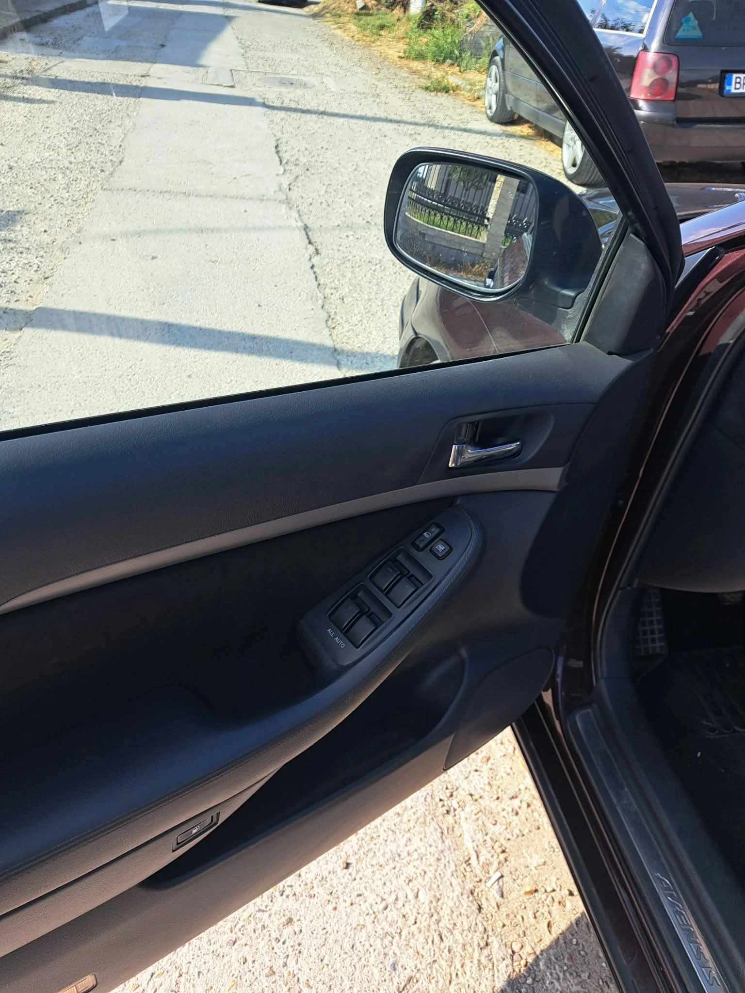 Toyota Avensis, снимка 7 - Автомобили и джипове - 56269622