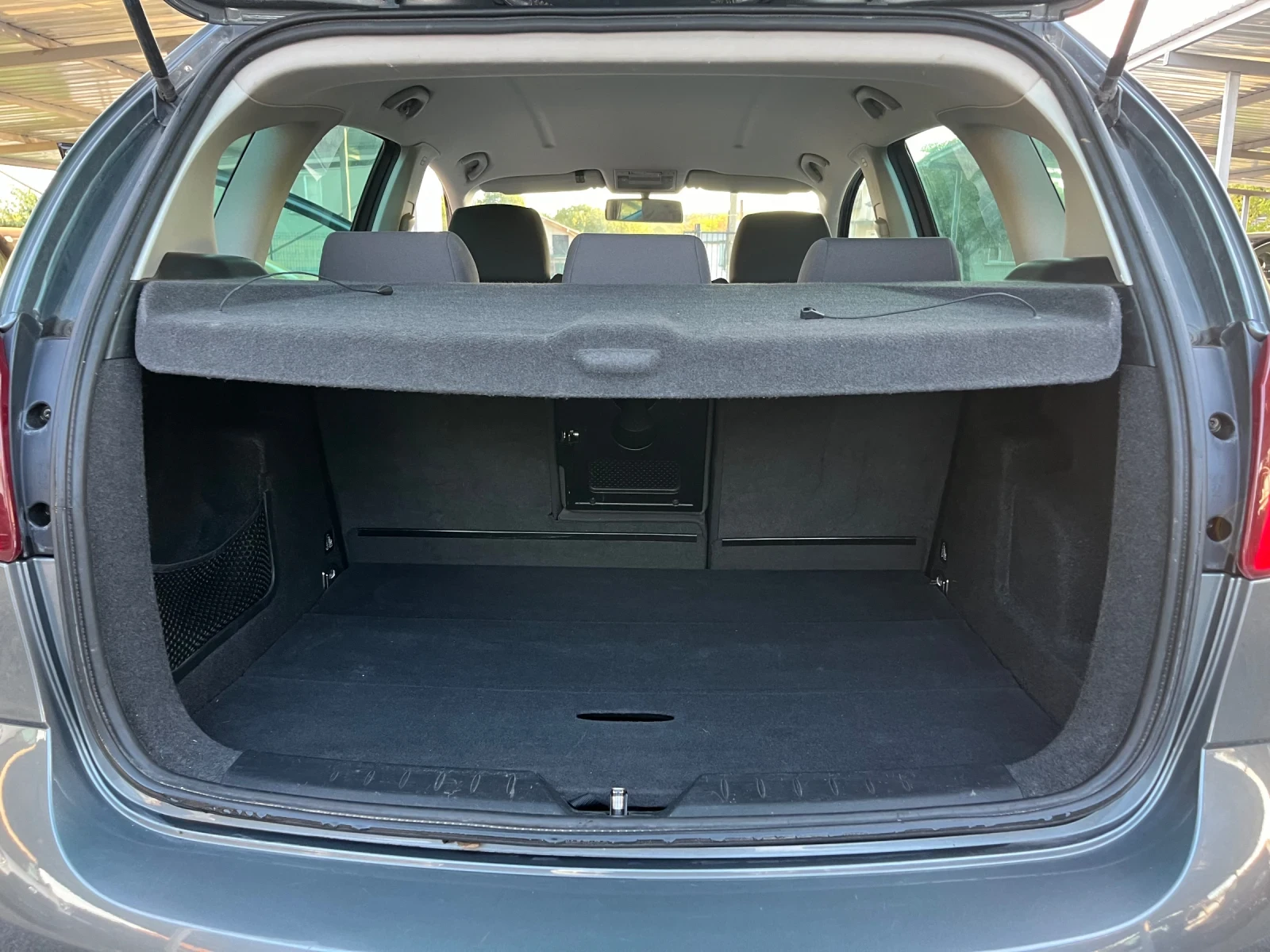Seat Altea 1.6TDI, снимка 14 - Автомобили и джипове - 56584555